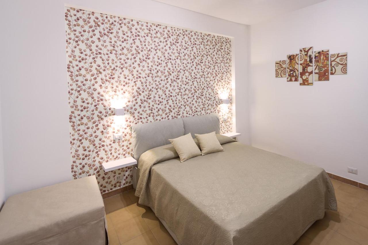 Villa Valverde Apartments E B&B Taormina Zewnętrze zdjęcie