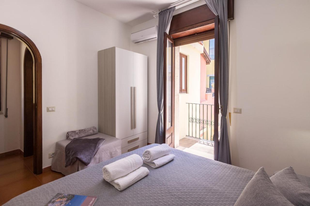 Villa Valverde Apartments E B&B Taormina Zewnętrze zdjęcie