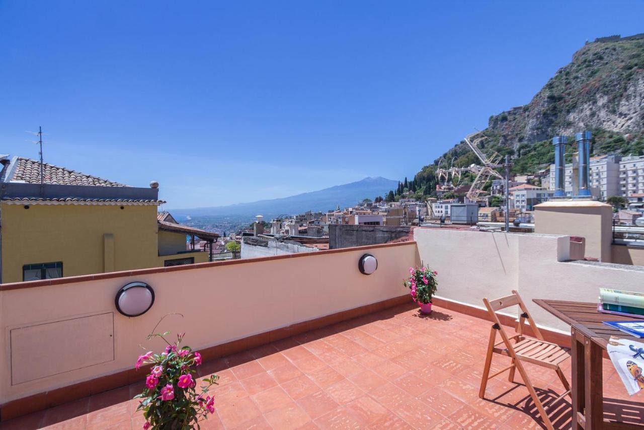 Villa Valverde Apartments E B&B Taormina Zewnętrze zdjęcie