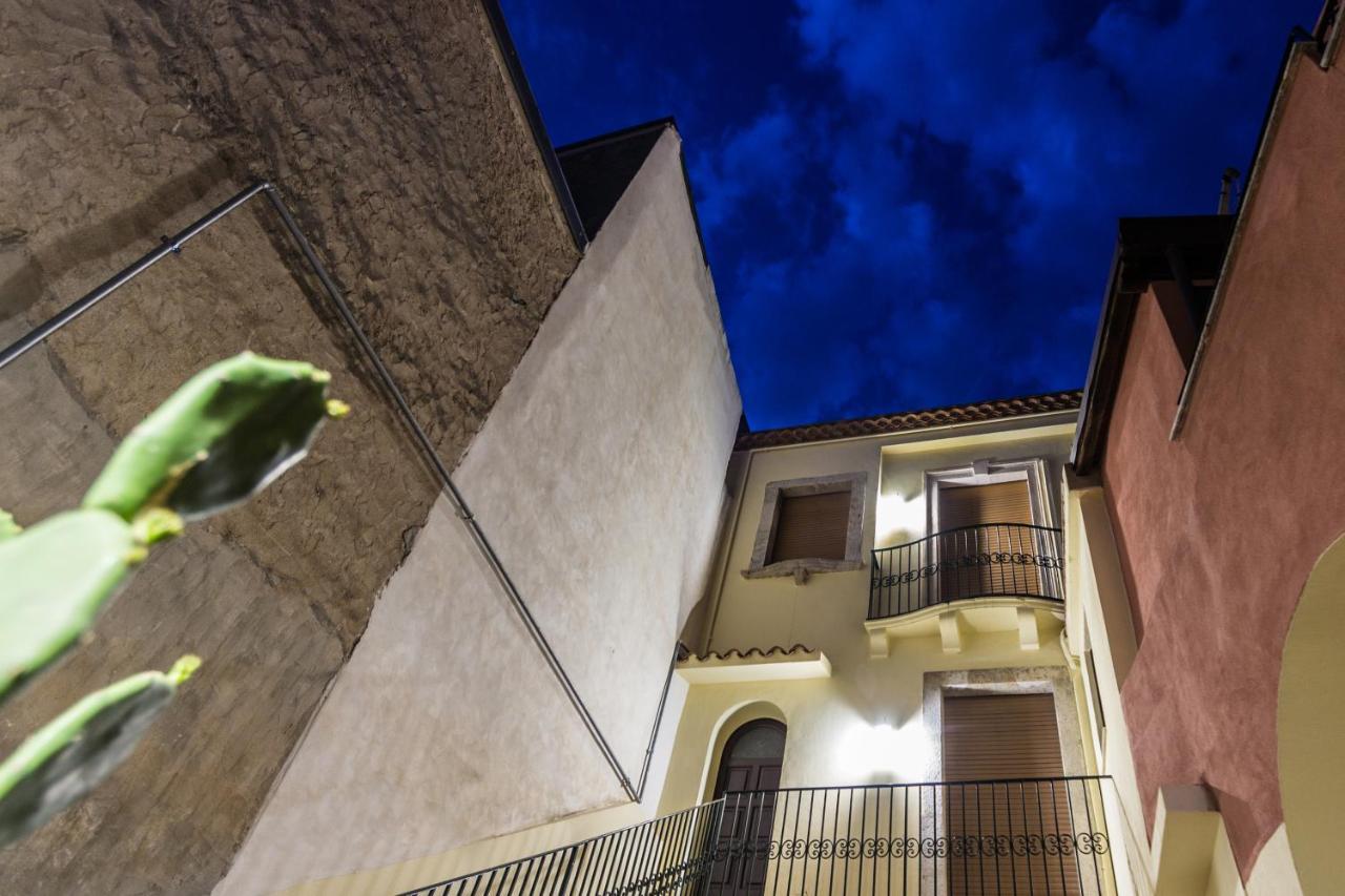 Villa Valverde Apartments E B&B Taormina Zewnętrze zdjęcie