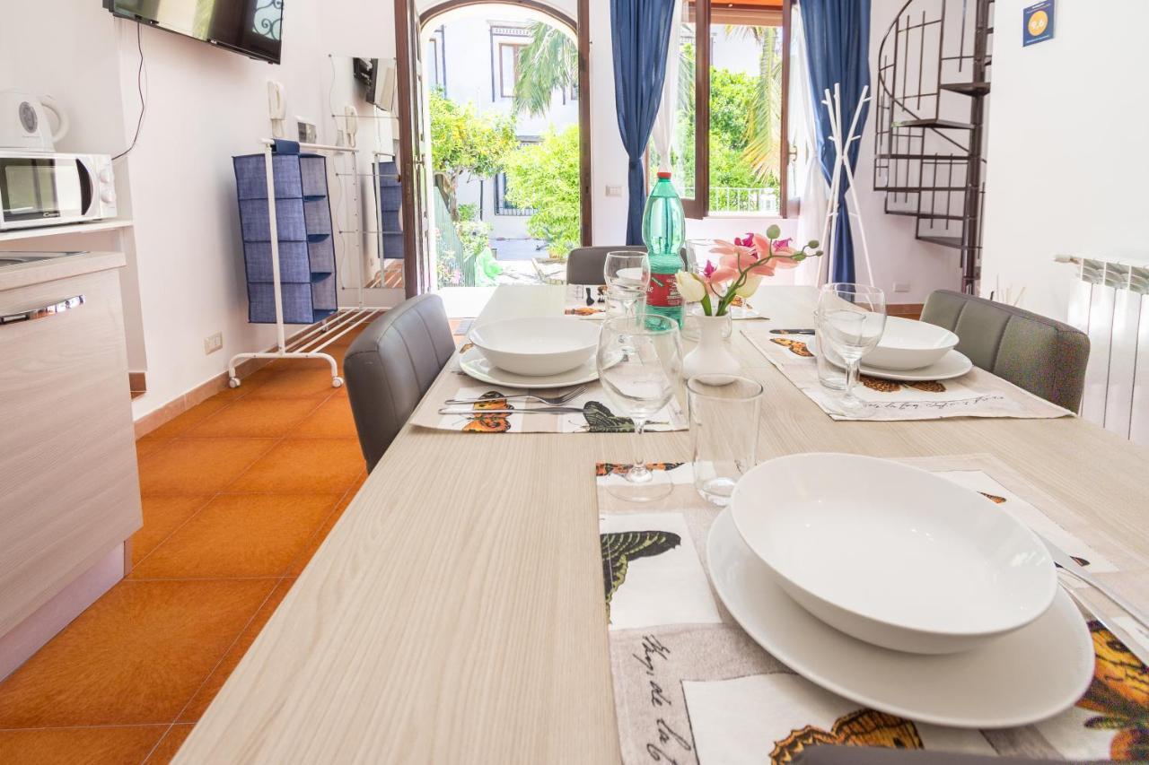 Villa Valverde Apartments E B&B Taormina Zewnętrze zdjęcie