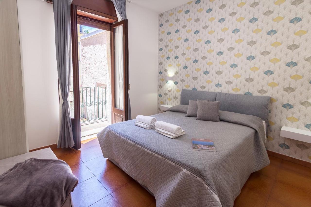 Villa Valverde Apartments E B&B Taormina Zewnętrze zdjęcie