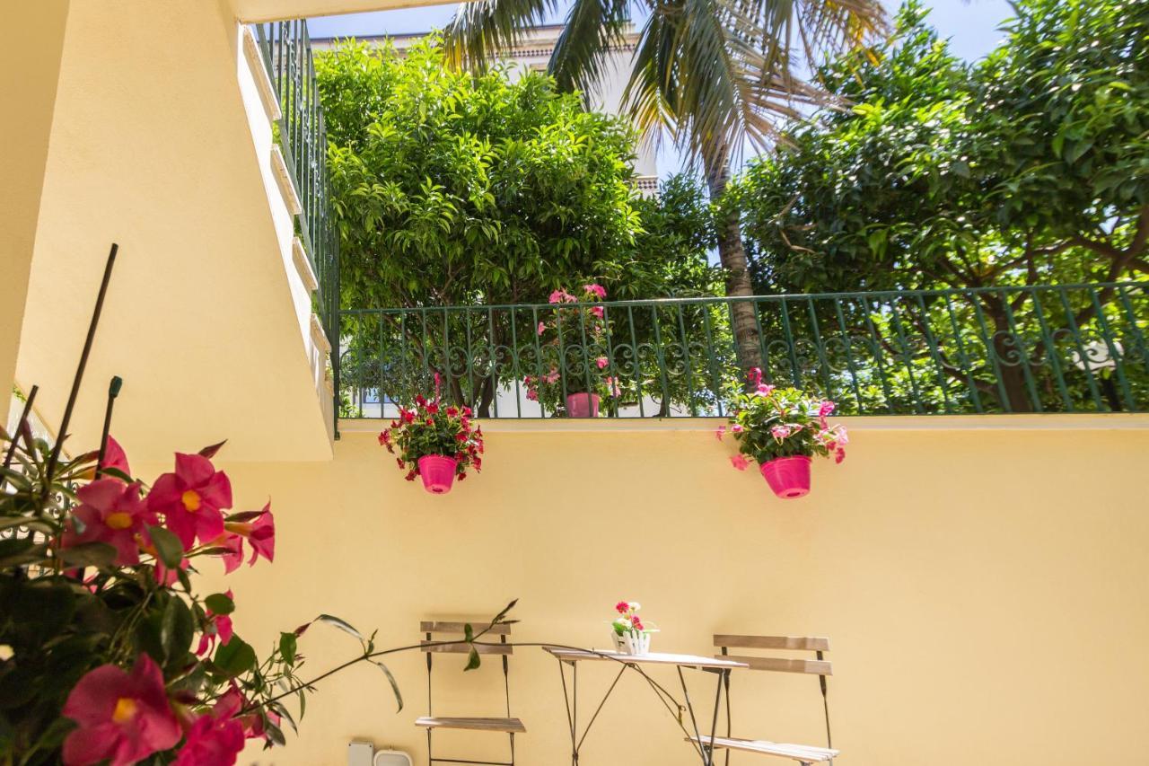 Villa Valverde Apartments E B&B Taormina Zewnętrze zdjęcie