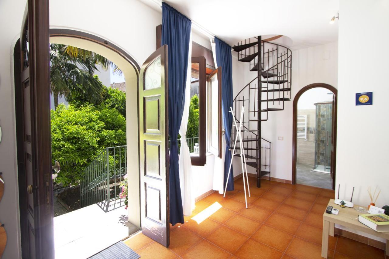 Villa Valverde Apartments E B&B Taormina Zewnętrze zdjęcie