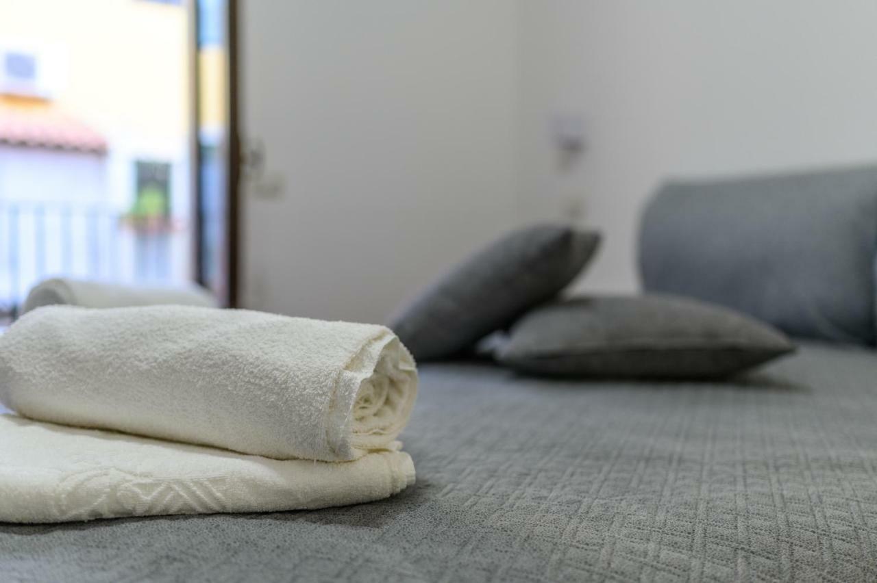 Villa Valverde Apartments E B&B Taormina Zewnętrze zdjęcie
